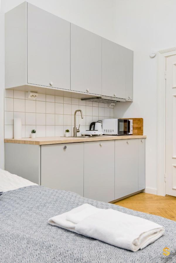 Pieni Roobertinkatu Big 13 Apartment Helsinki Exterior foto